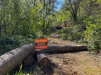 21138 Big Oak Ln, Lakehead, CA 96051 Photo