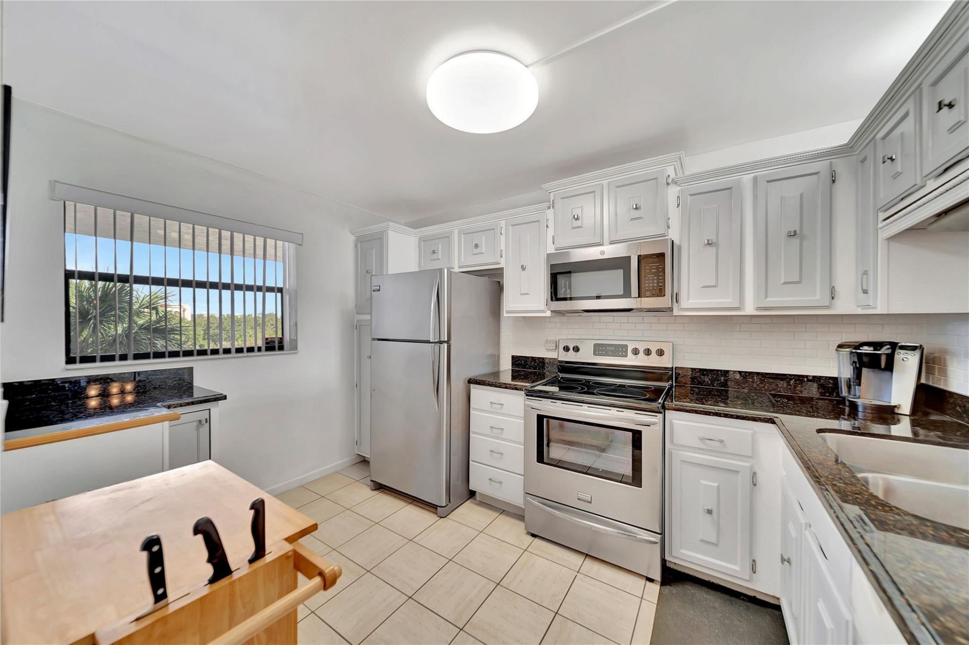 3591 N Environ Boulevard, Unit A405, Lauderhill, FL 33319 Photo