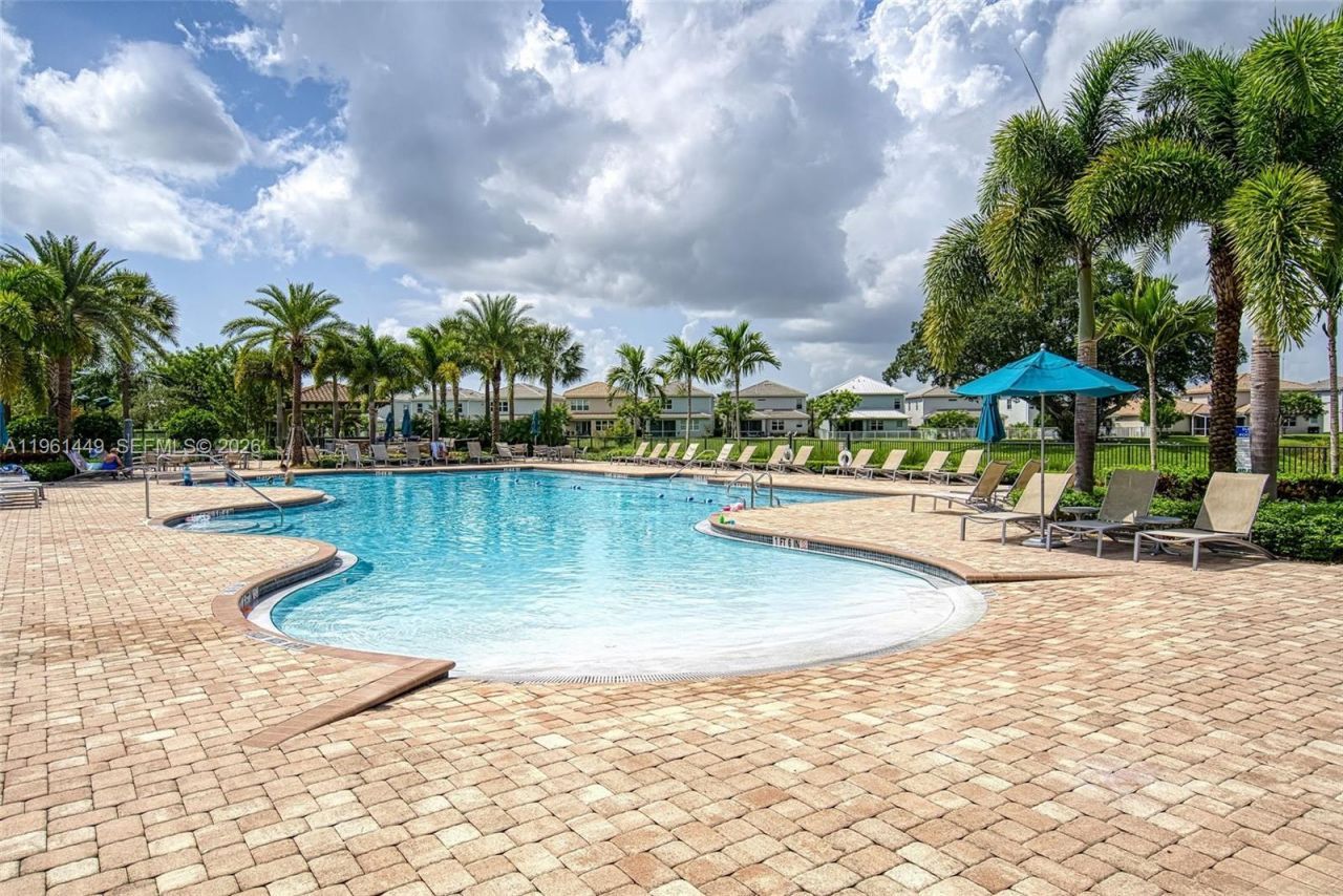 5060 Eucalyptus Dr , Unit 2, Hollywood, FL 33021 Photo