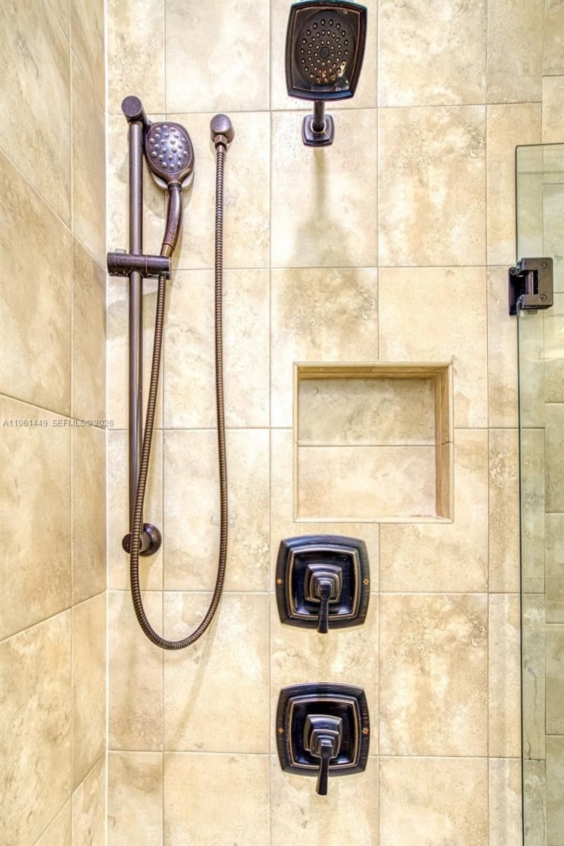 5060 Eucalyptus Dr , Unit 2, Hollywood, FL 33021 Photo