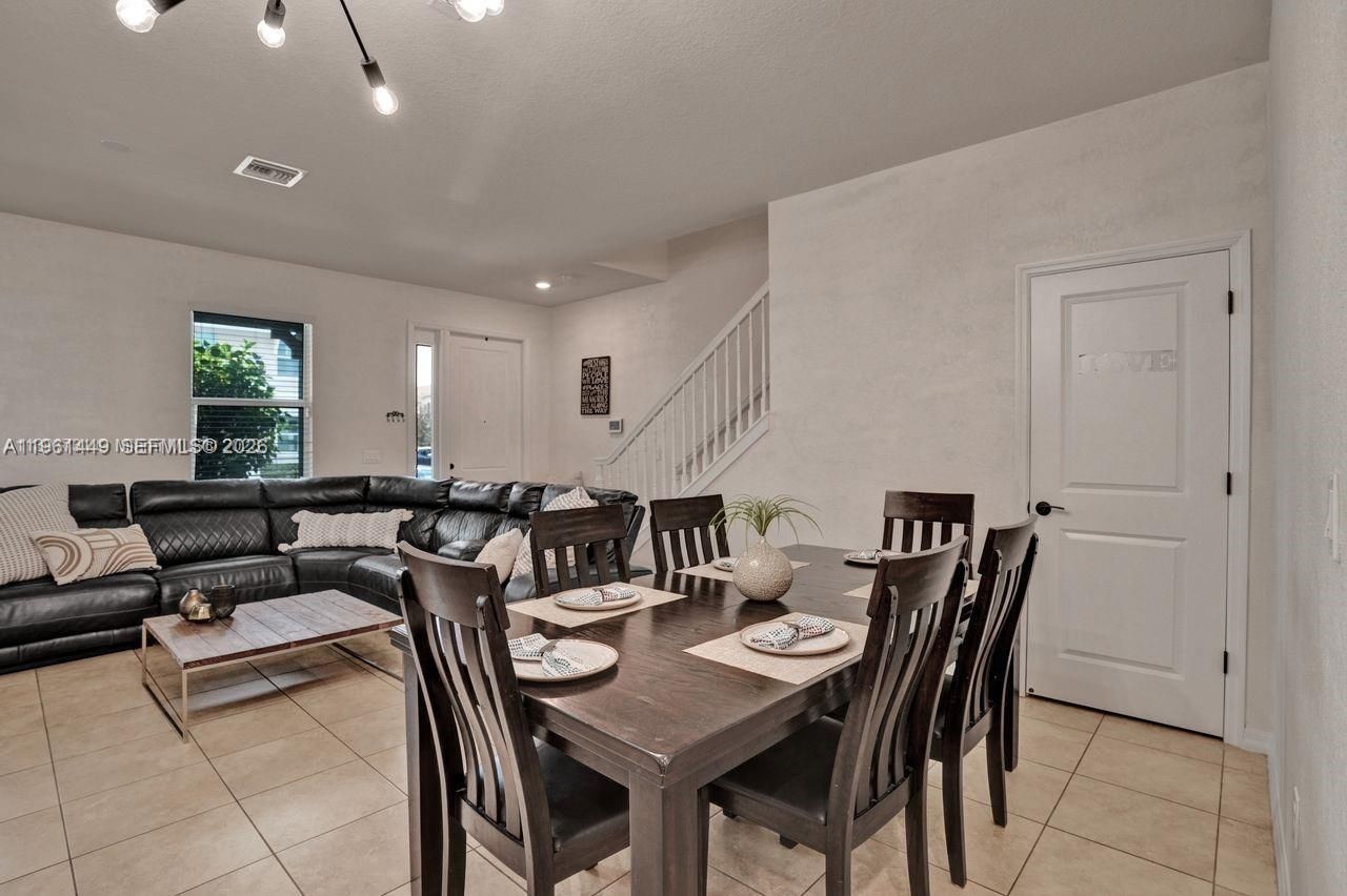 5060 Eucalyptus Dr , Unit 2, Hollywood, FL 33021 Photo