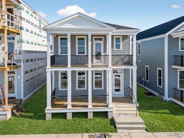 4208 Marais Temps Clair Drive, St Charles, MO 63301