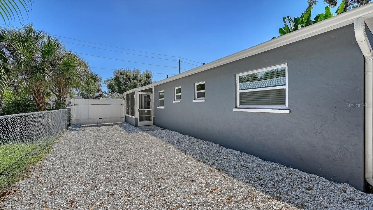 2533 Waldemere Street, Sarasota, FL 34239 Photo