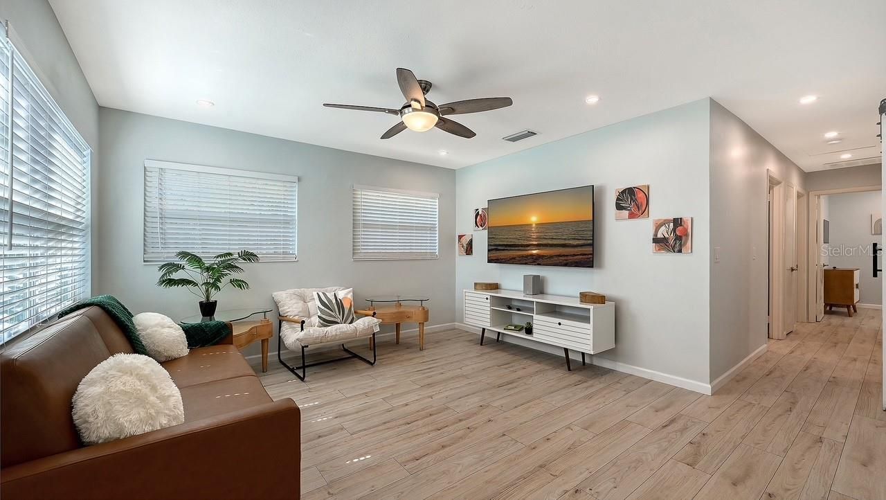 2533 Waldemere Street, Sarasota, FL 34239 Photo