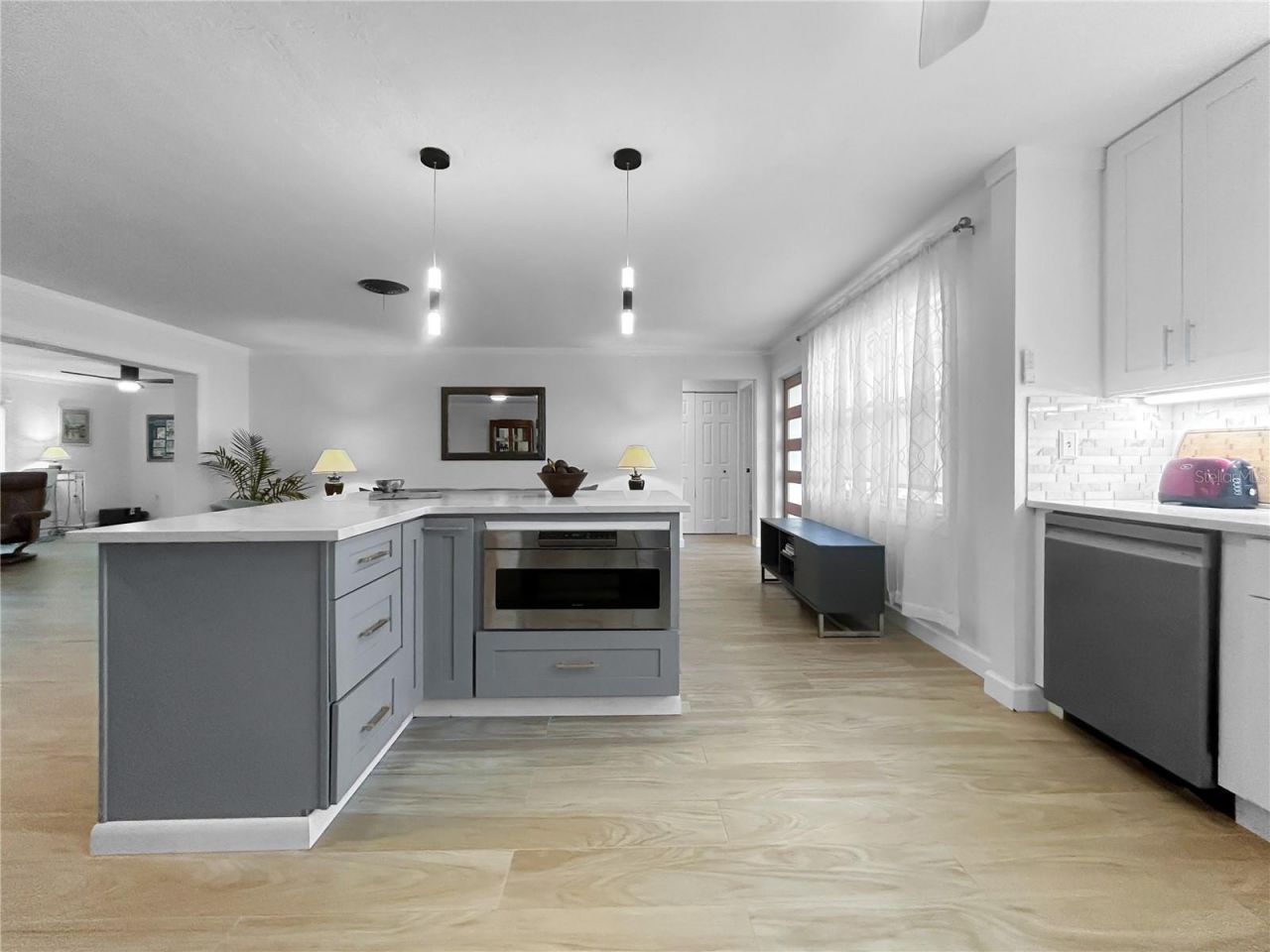 7922 2nd Way N, Saint Petersburg, FL 33701 Photo