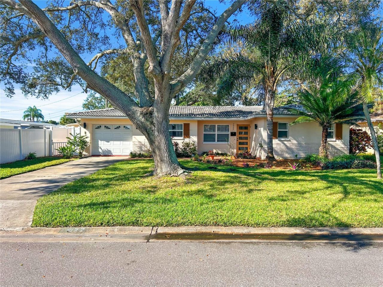 7922 2nd Way N, Saint Petersburg, FL 33701 Photo