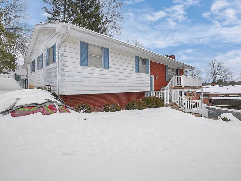 1295 Randall Court, Chillicothe, OH 45601 Photo 2