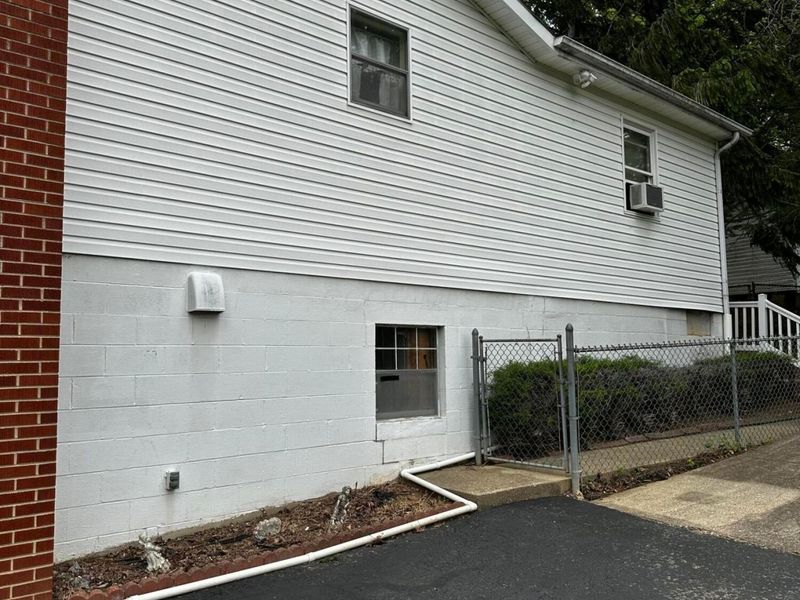1295 Randall Court, Chillicothe, OH 45601 Photo 4