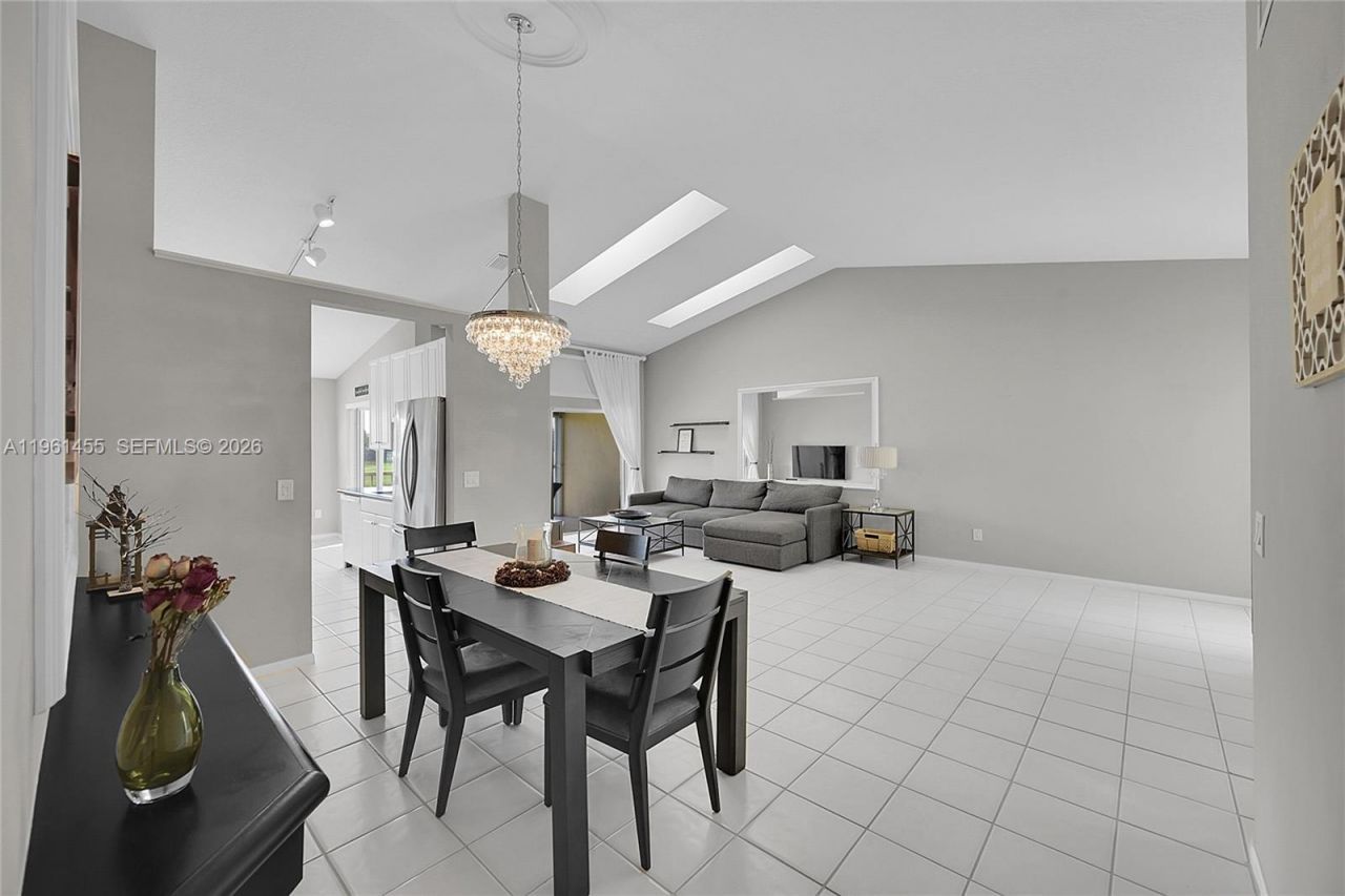 17317 Boca Club Blvd, Unit 7, Boca Raton, FL 33487 Photo