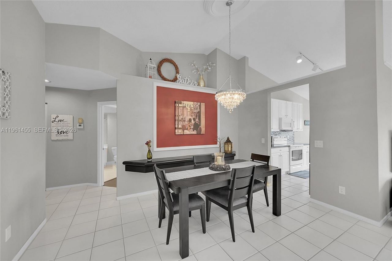 17317 Boca Club Blvd, Unit 7, Boca Raton, FL 33487 Photo