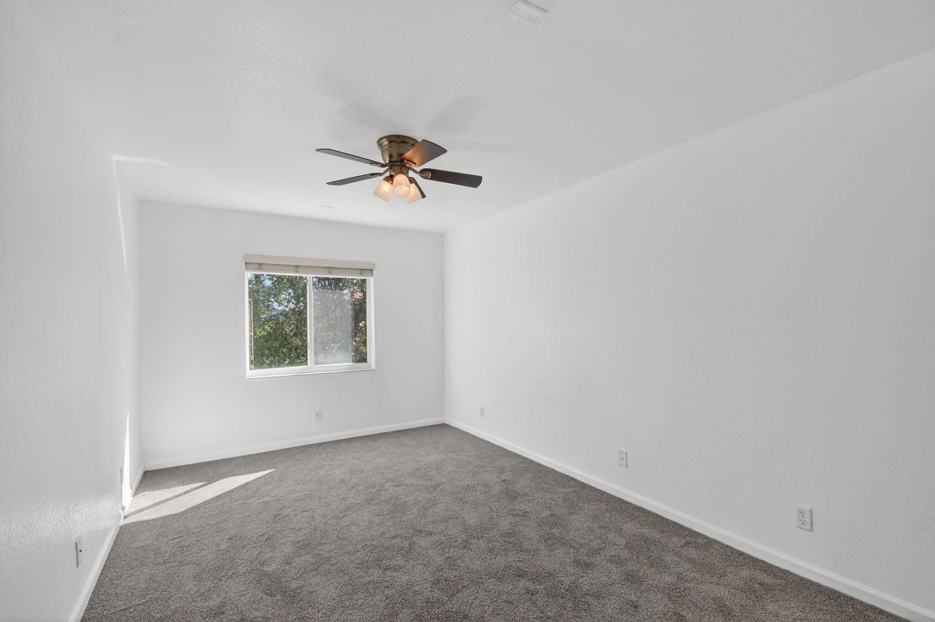 1007 Center Stone Ln, Riviera Beach, FL 33404 Photo