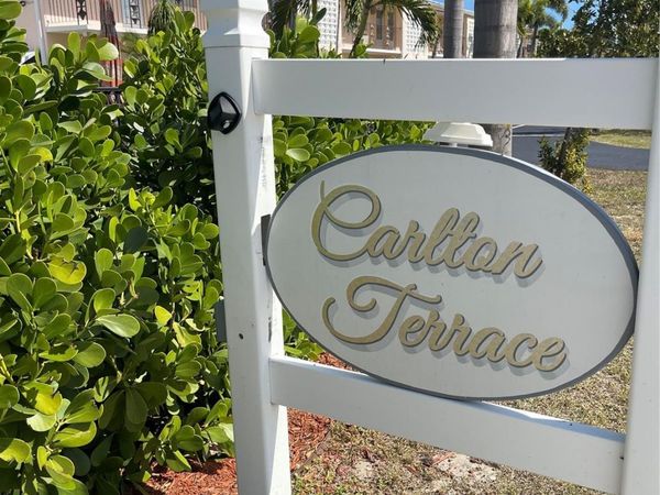 2141 NE 56th St, Unit 209, Fort Lauderdale, FL 33308