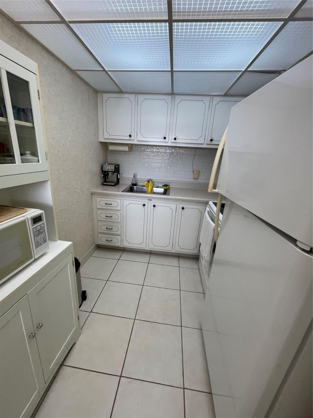 2141 NE 56th Street, Unit 209, Fort Lauderdale, FL 33308 Photo