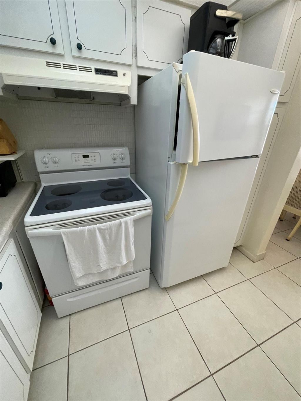 2141 NE 56th Street, Unit 209, Fort Lauderdale, FL 33308 Photo