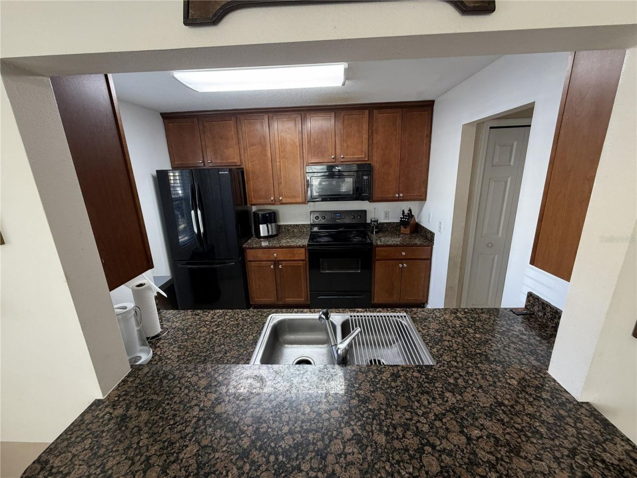 3858 Island Way, Saint Petersburg, FL 33705 Photo