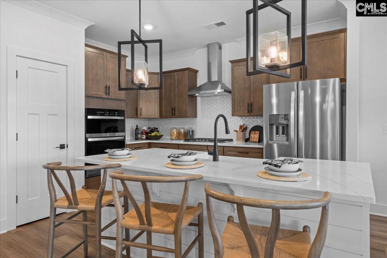 610 Griffon Drive  Photo 11