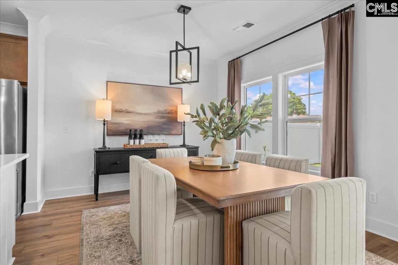 610 Griffon Drive  Photo 13