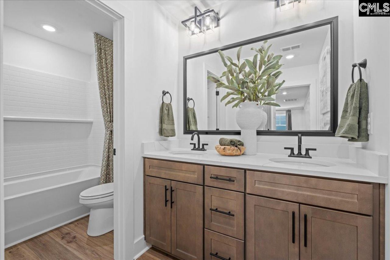 610 Griffon Drive  Photo 22