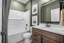 610 Griffon Drive  photo 4