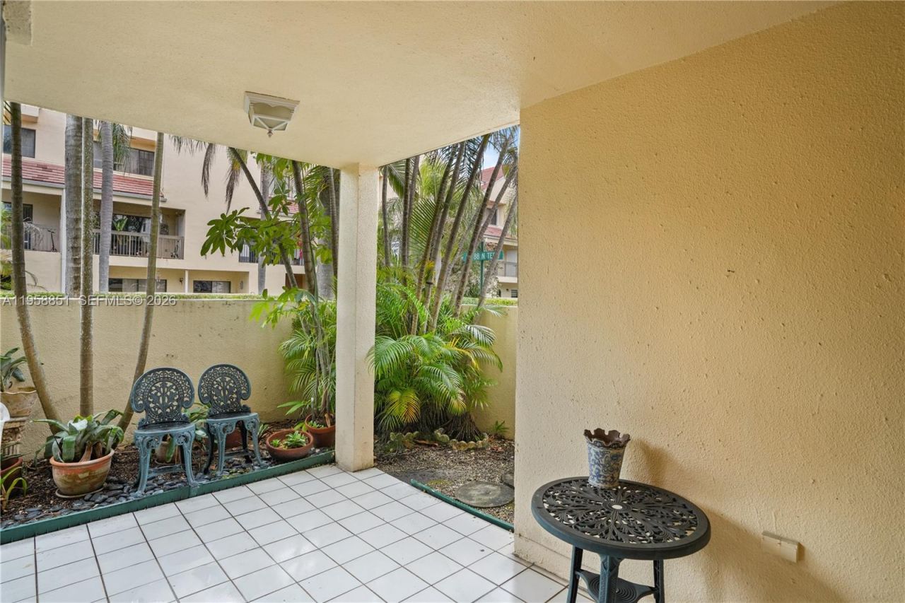 12930 SW 88th Ter, Unit A-104, Miami, FL 33186 Photo