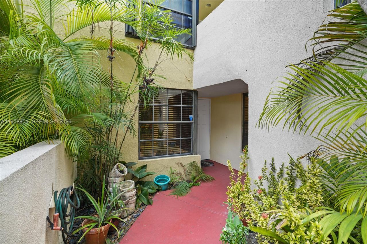 12930 SW 88th Ter, Unit A-104, Miami, FL 33186 Photo