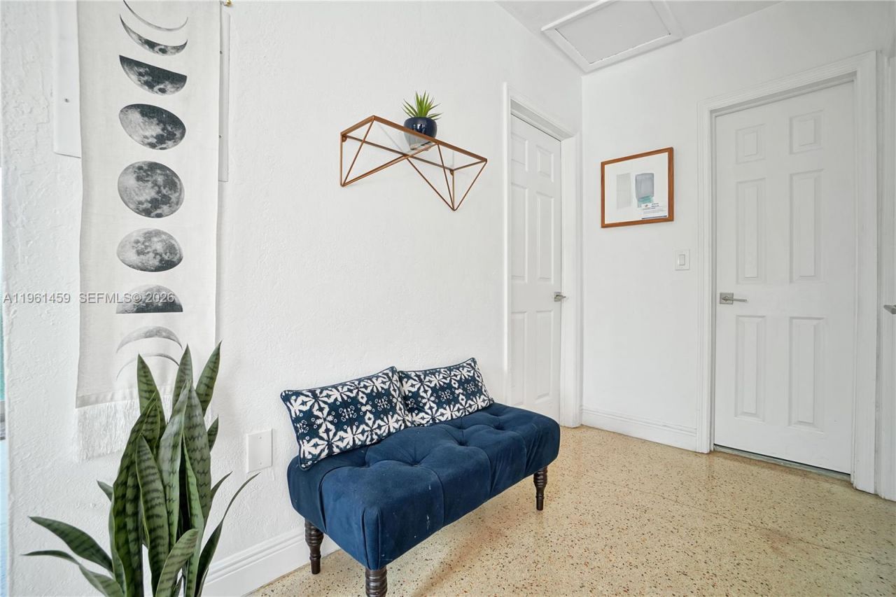 7 NE 50th St , Miami, FL 33137 Photo