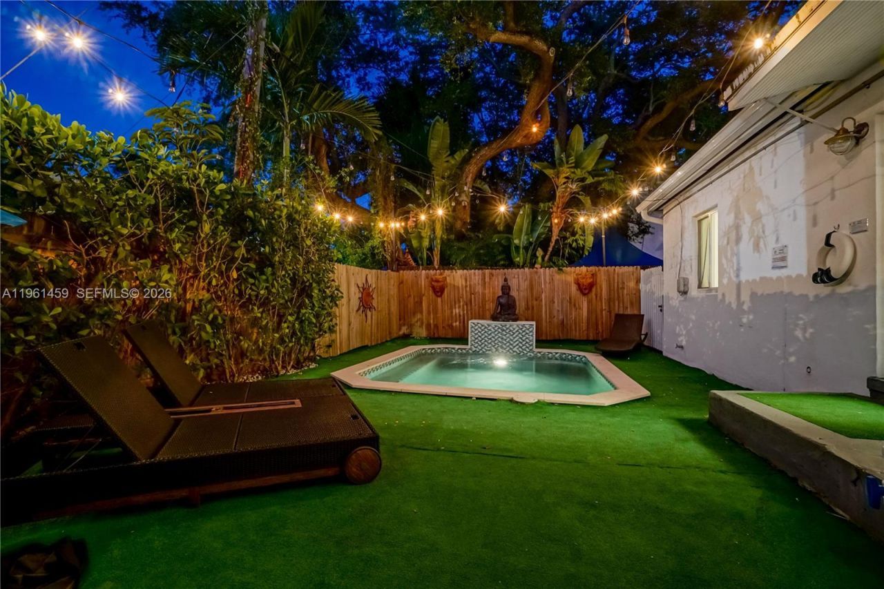 7 NE 50th St , Miami, FL 33137 Photo