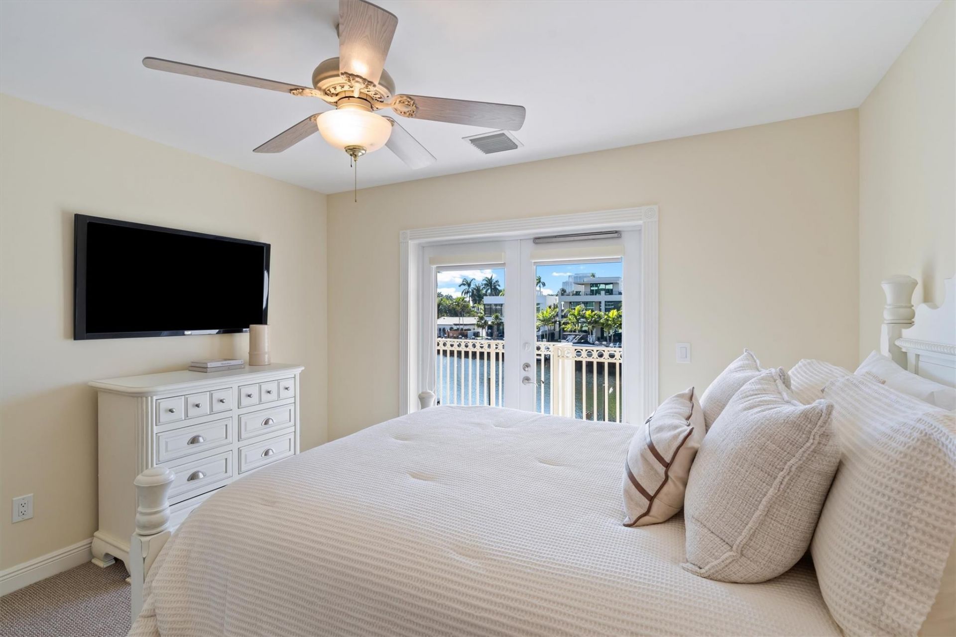 59 Hendricks Isle, Fort Lauderdale, FL 33301 Photo