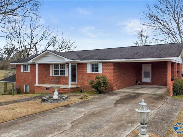 722 Brummel Ave, Bridgeport, AL 35740