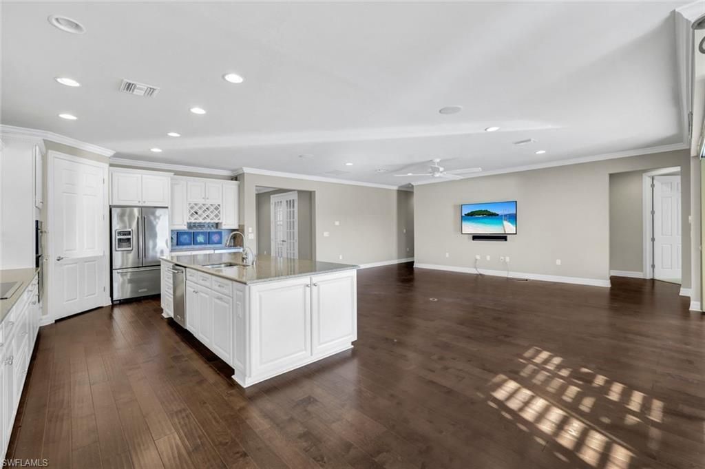 11807 Dixon Dr, Fort Myers, FL 33913 Photo