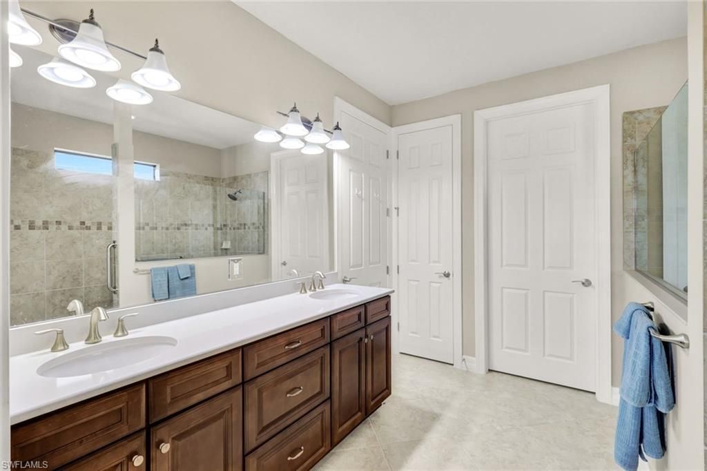 11807 Dixon Dr, Fort Myers, FL 33913 Photo