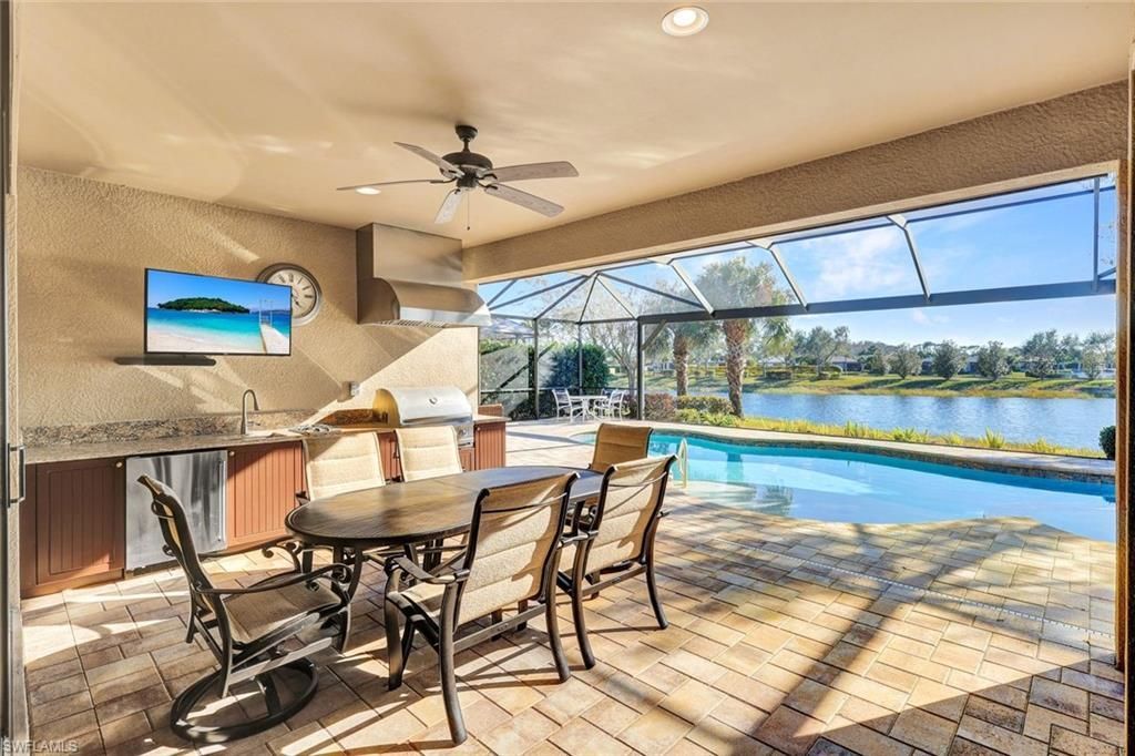 11807 Dixon Dr, Fort Myers, FL 33913 Photo