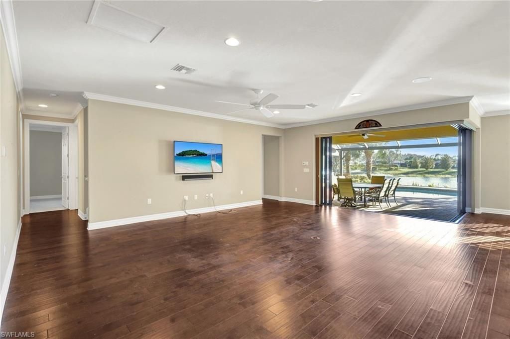 11807 Dixon Dr, Fort Myers, FL 33913 Photo