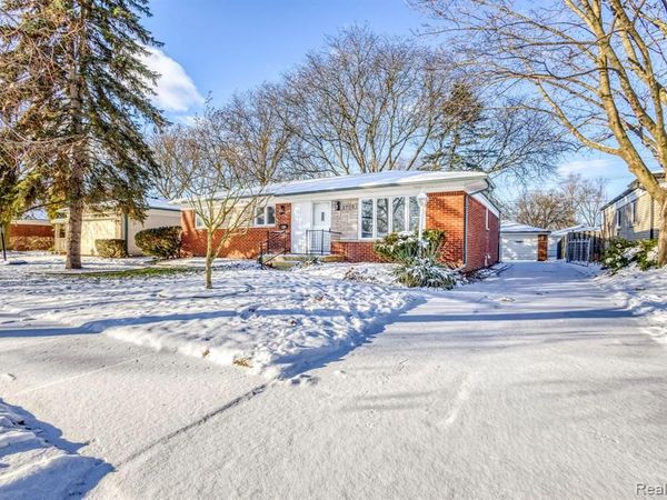 2703 Downey Drive, Troy, MI 48083