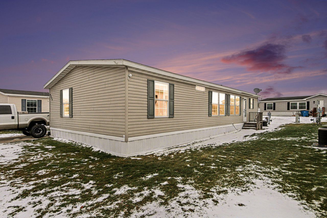 4335 Tavistock Drive, Wayland, MI 49348 Main Photo