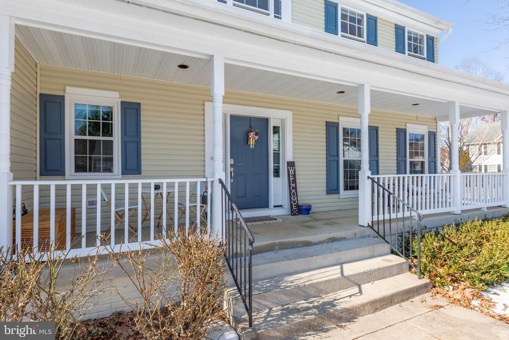 6 Sunstone Drive, Fredericksburg, VA 22406 Main Photo