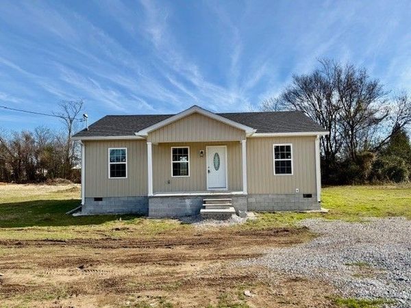 3310 Oak Grove Rd , Decherd, TN 37324