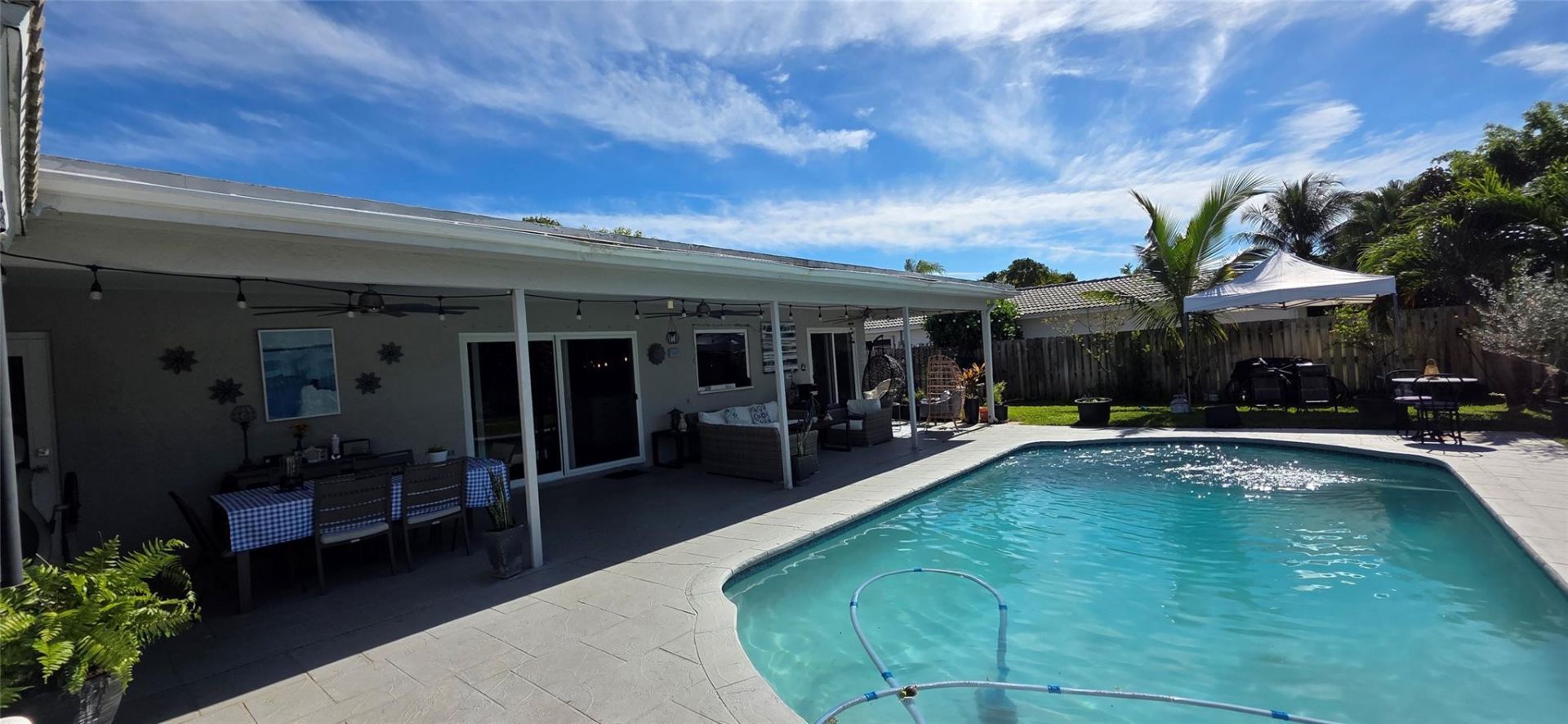 688 NW 100th Lane, Coral Springs, FL 33071 Photo