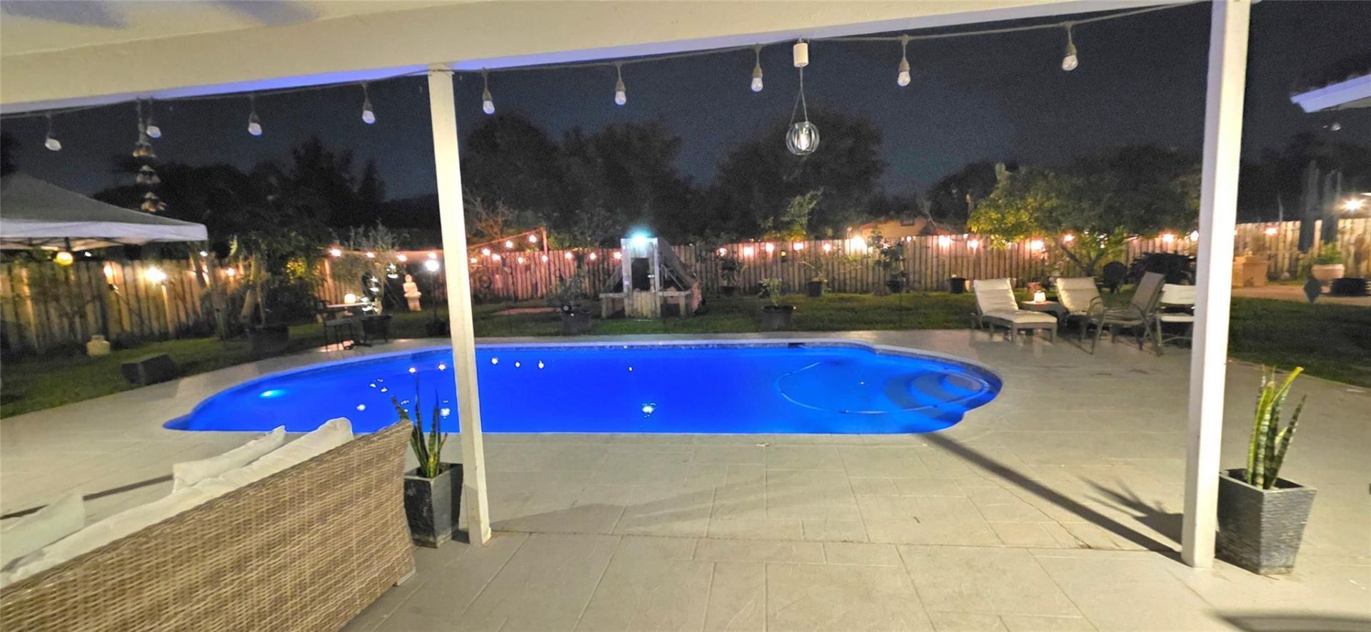 688 NW 100th Lane, Coral Springs, FL 33071 Photo