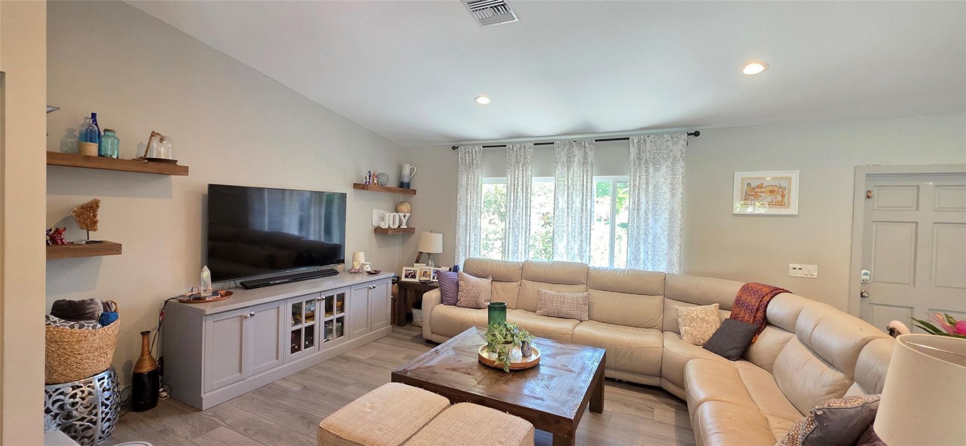 688 NW 100th Lane, Coral Springs, FL 33071 Photo