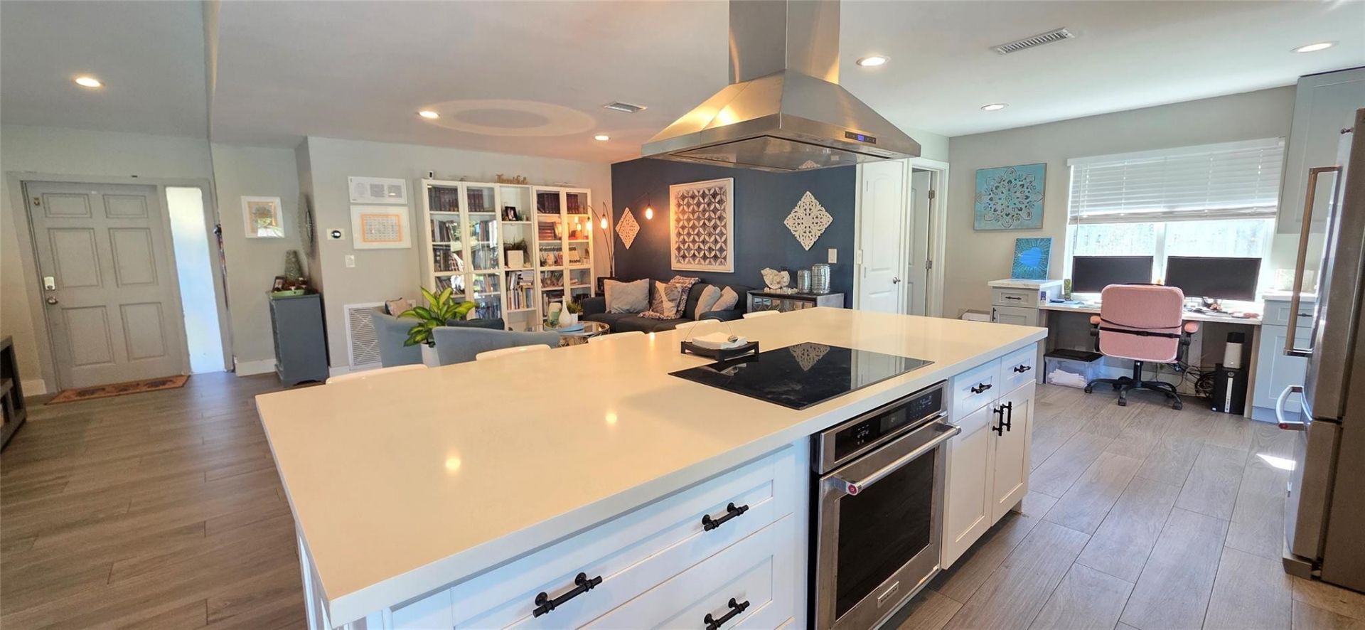 688 NW 100th Lane, Coral Springs, FL 33071 Photo