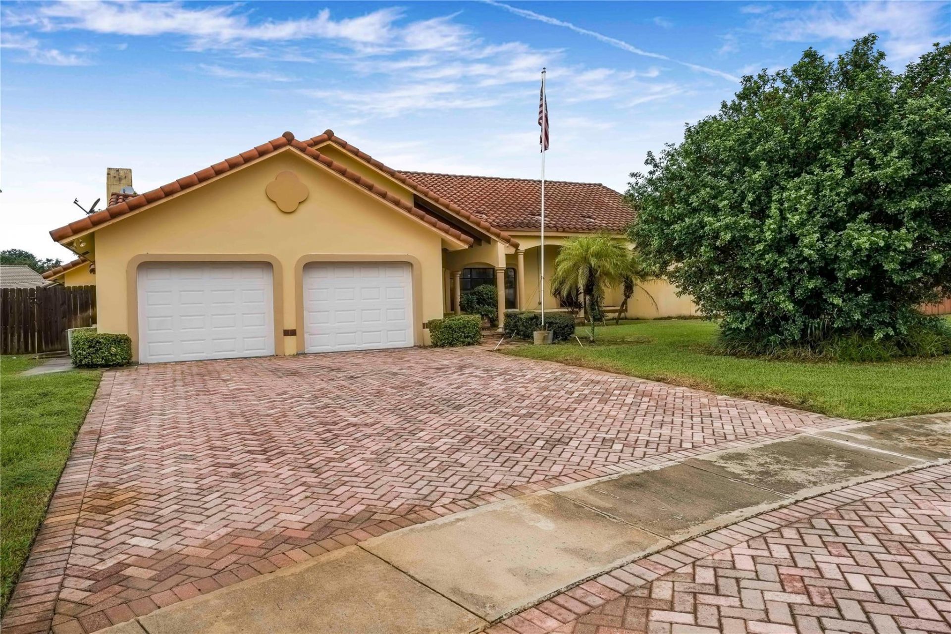 1721 NW 96th Avenue, Plantation, FL 33322 Photo