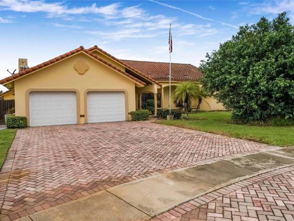 1721 NW 96th Avenue, Plantation, FL 33322