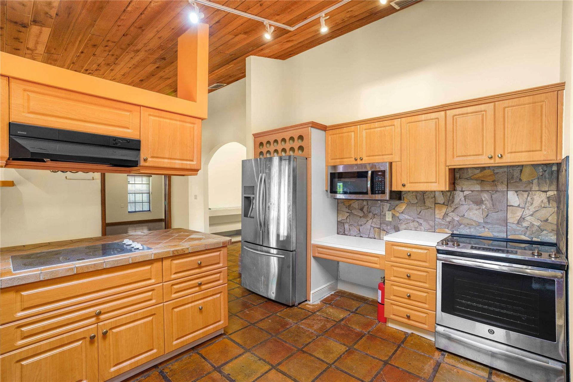 1721 NW 96th Avenue, Plantation, FL 33322 Photo