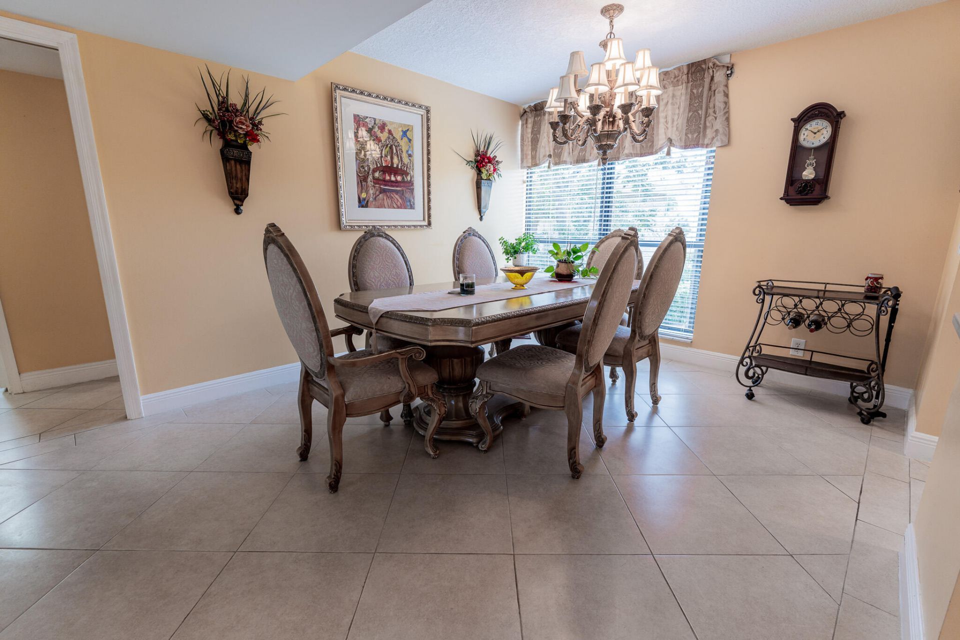 5390 Woodland Lakes Drive, Unit 201, Palm Beach Gardens, FL 33418 Photo