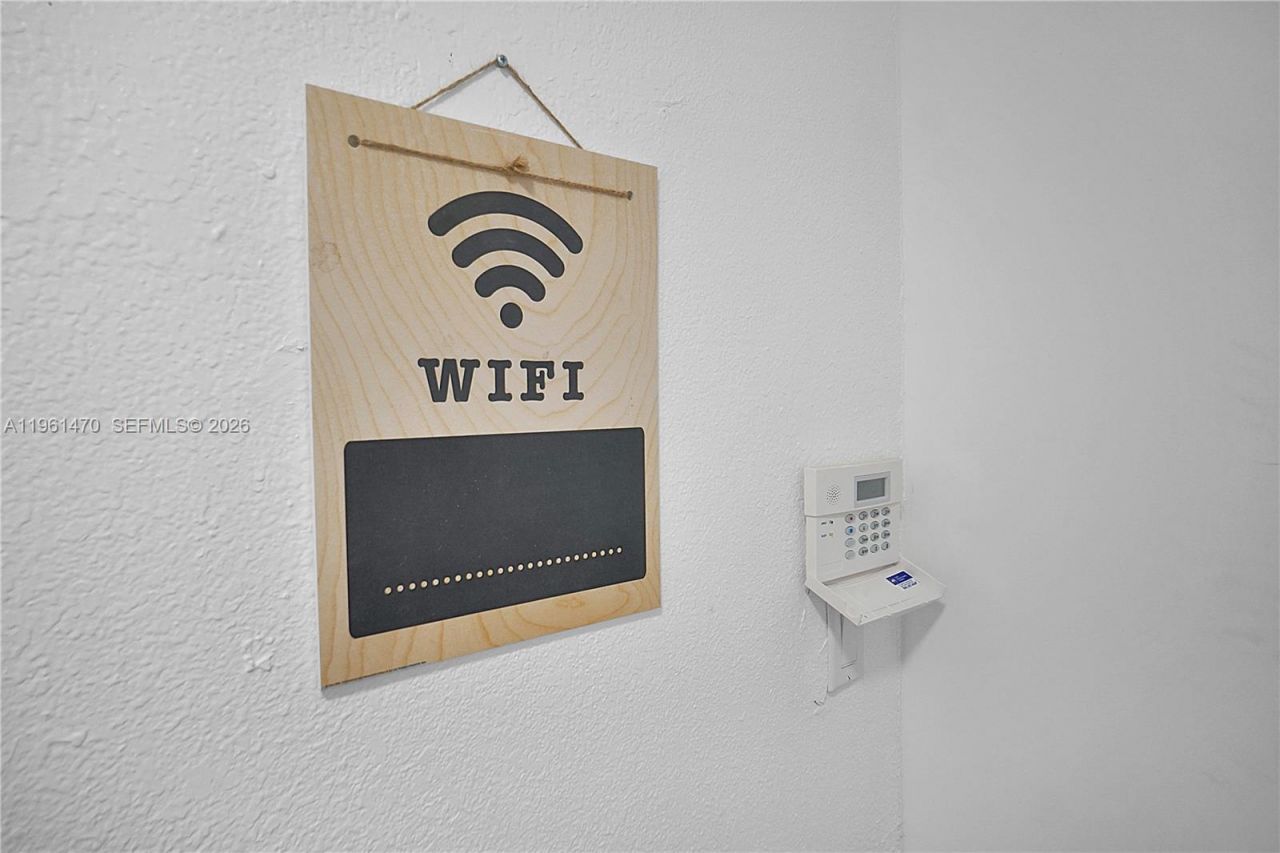 473 NE 61st St , Miami, FL 33137 Photo