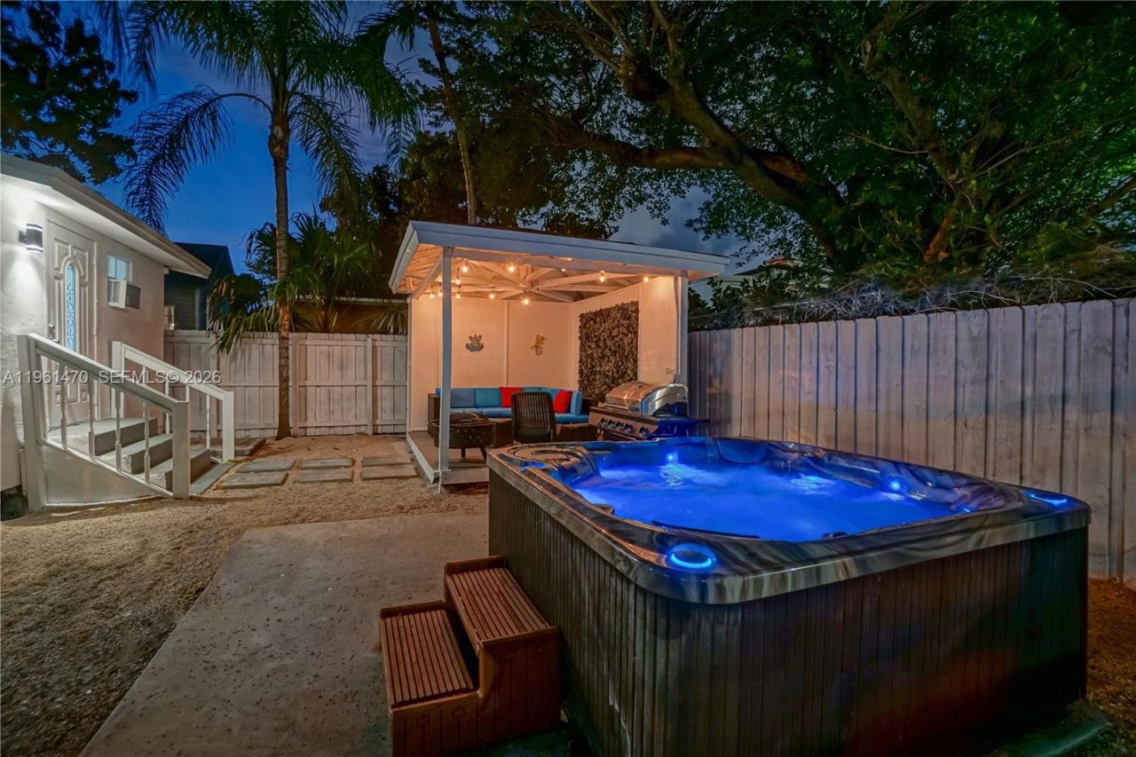 473 NE 61st St , Miami, FL 33137 Photo