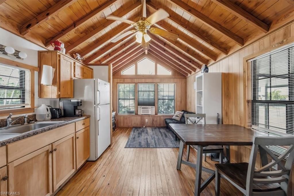 825 Copeland , Unit 21, Everglades City, FL 34139 Photo