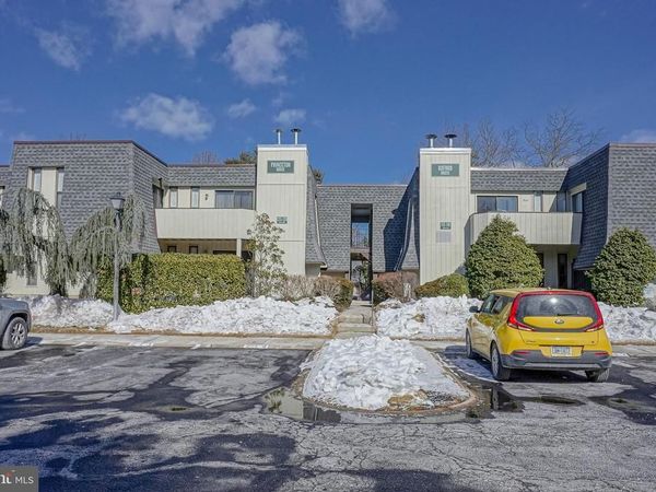 25 S CHURCH ROAD, Unit 128, MAPLE SHADE, NJ 08052