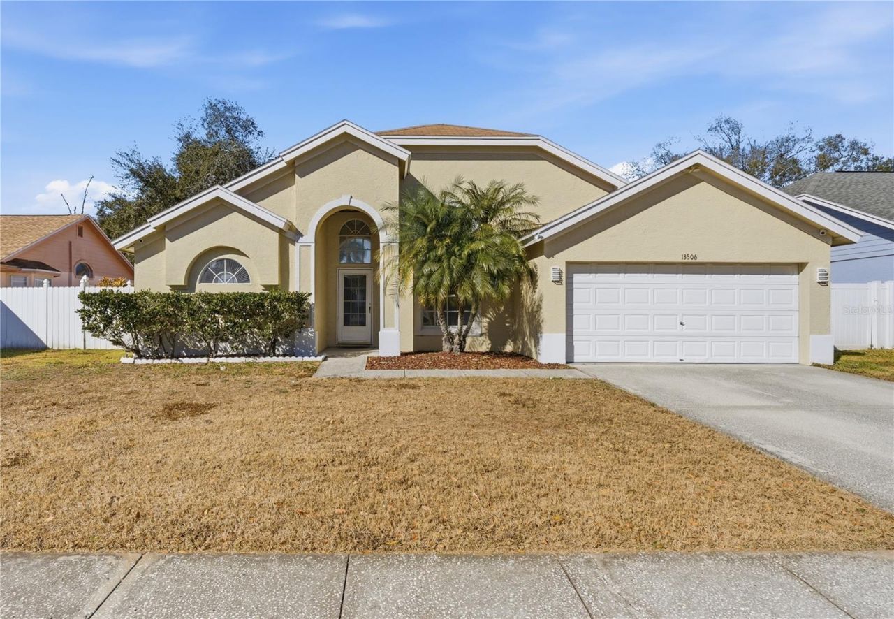 13506 Fawn Ridge Boulevard, Tampa, FL 33626 Main Photo